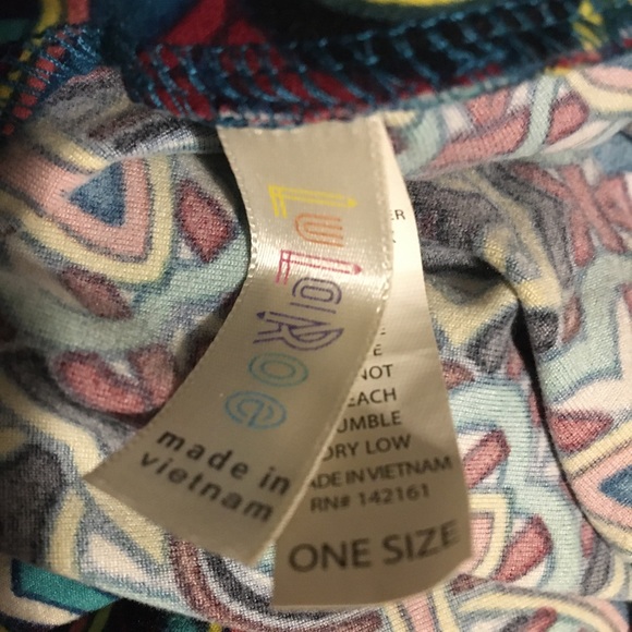 LuLaRoe Leggings - Picture 2 of 2